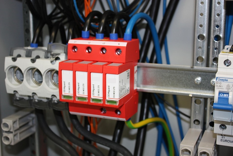 U berspannungsschutz bei Elektro Schott in Würzburg